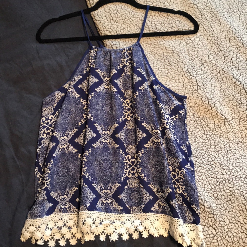Buckle Boutique Blue paisley design Tank